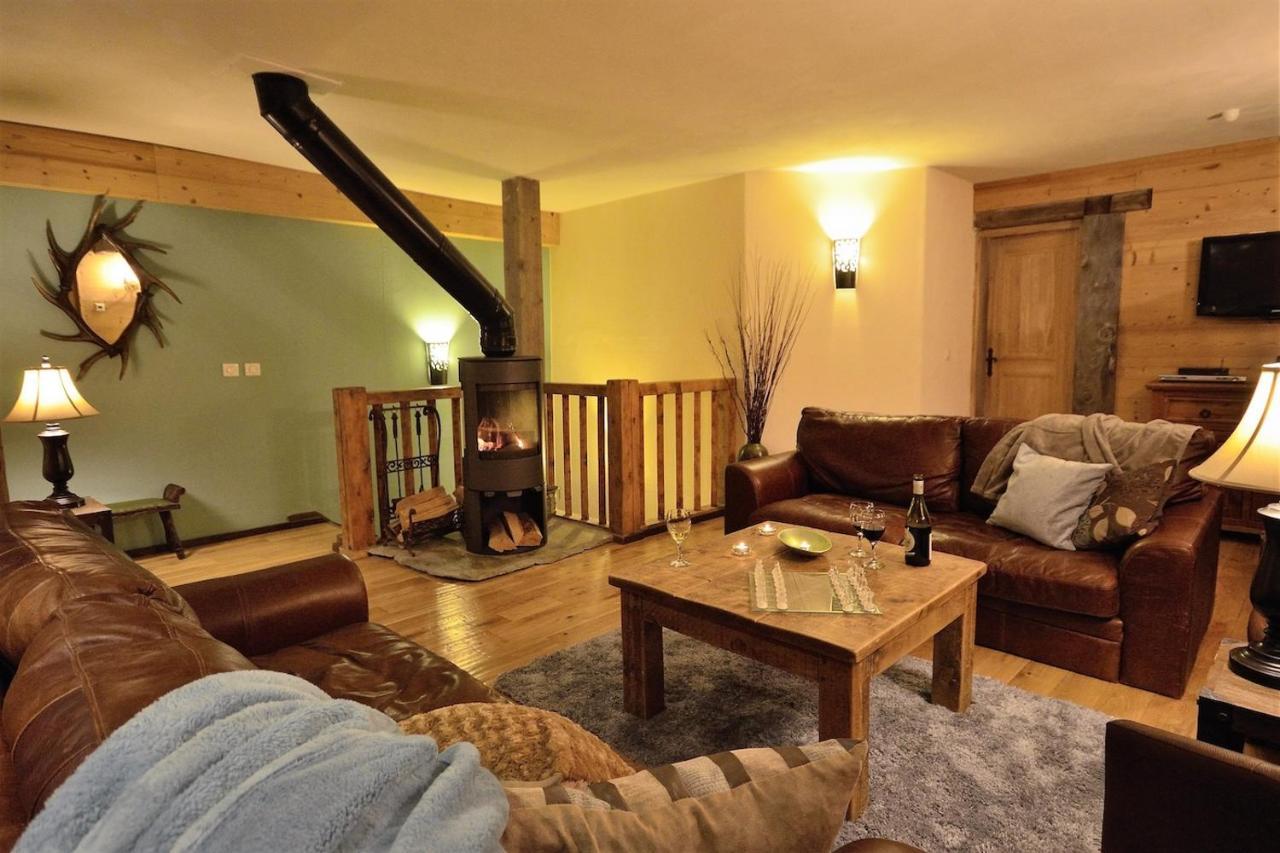 Black Diamond Lodge Сент-Фоа-Тарантез Екстериор снимка