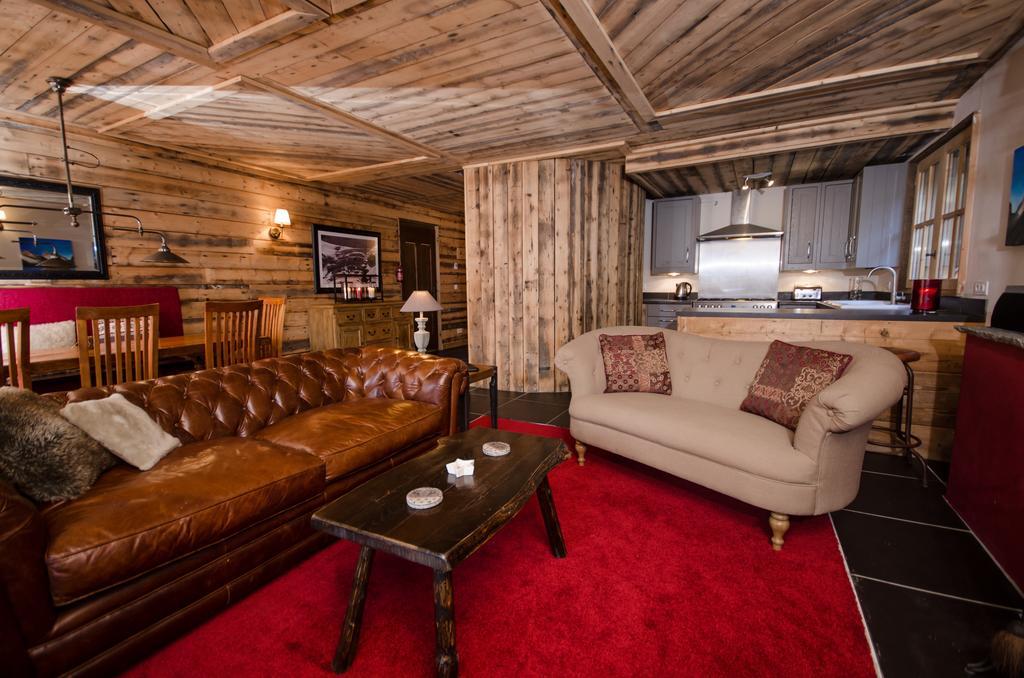 Black Diamond Lodge Сент-Фоа-Тарантез Екстериор снимка